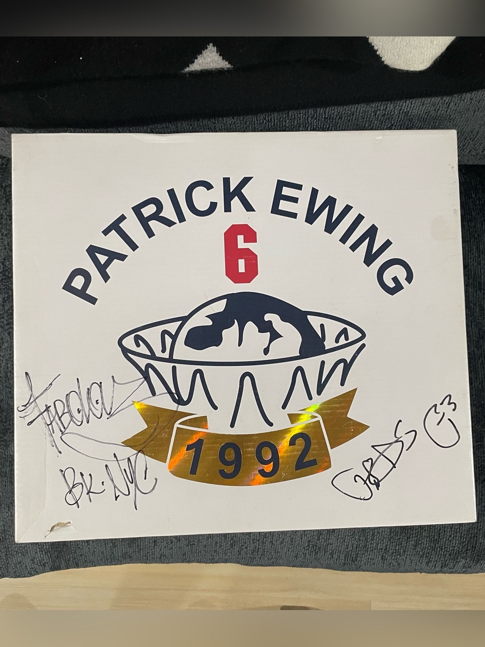 !RARE! Patrick Ewing autographed sneakers